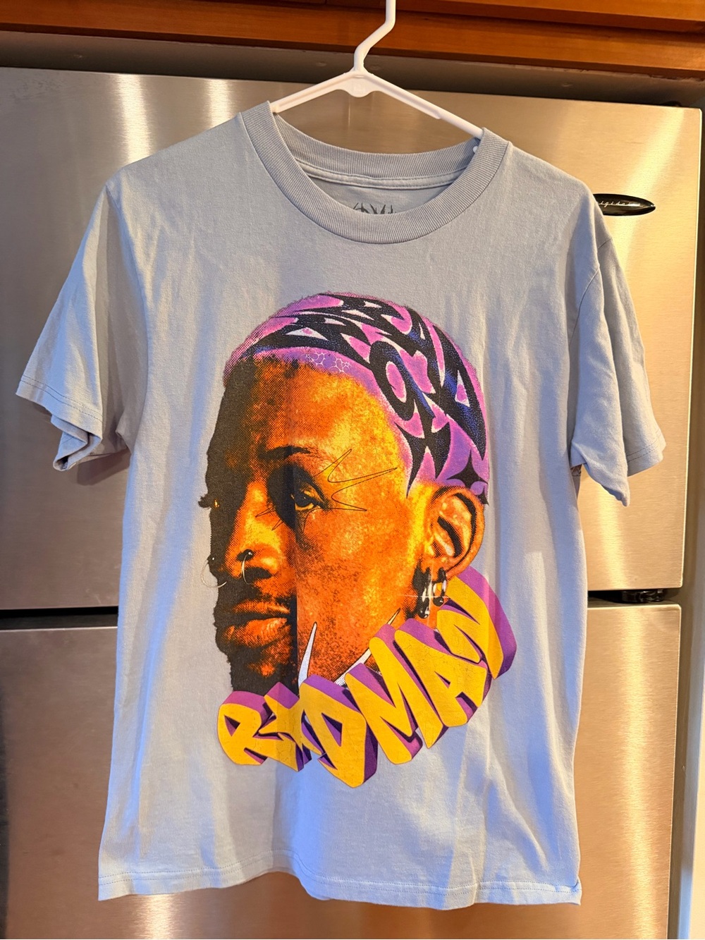 Group of 8 men’s small graphic tees, all in excellent condition. - Picture 10 of 12